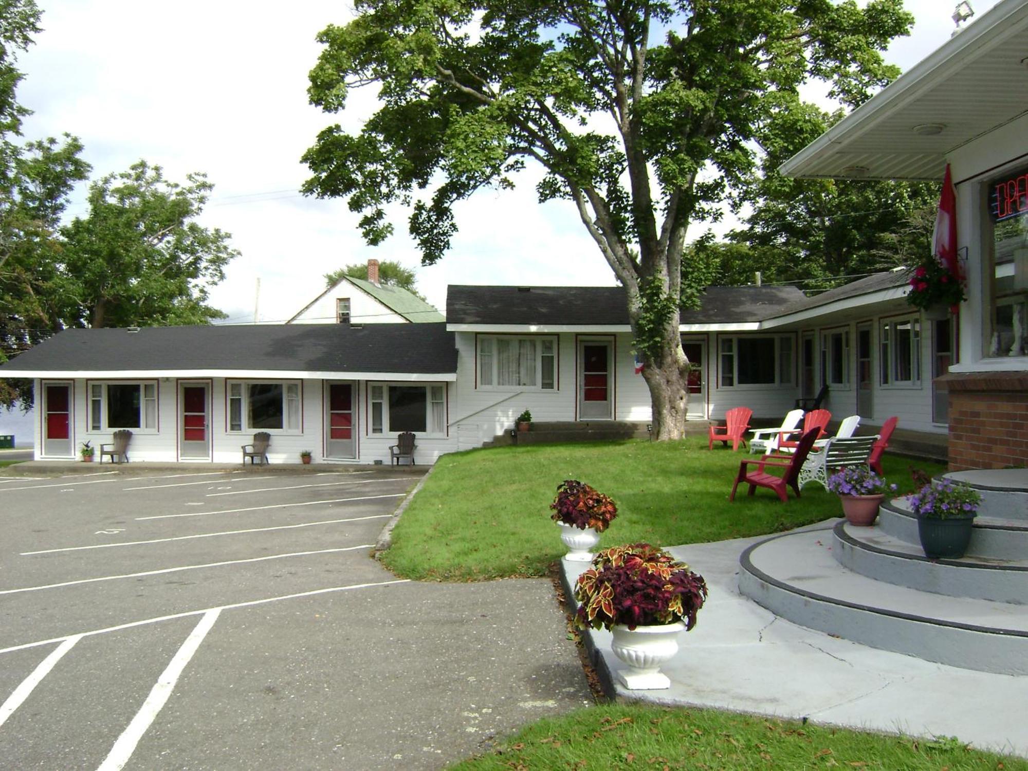 Lakelawn B&B And Motel Yarmouth Zewnętrze zdjęcie